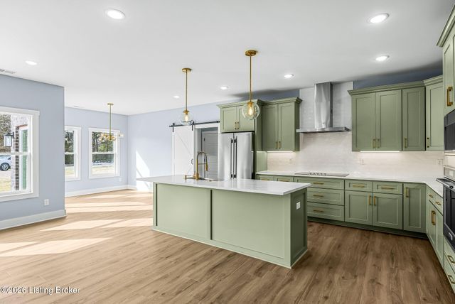 1100 Silvercrest Ln, Louisville, KY 40223