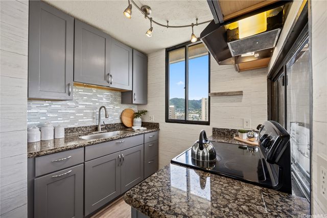 2121 Ala Wai Boulevard 2506, Honolulu, HI 96815