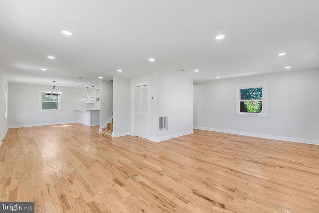 6354 LOUDON AVE, Elkridge, MD 21075