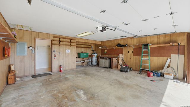 603 RIVER OAK DR, Seguin, TX 78155