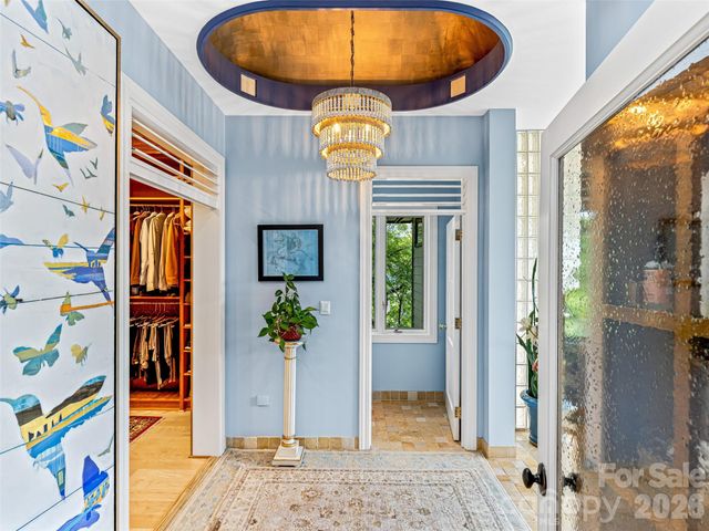 10 Beaverbrook Court, Asheville, NC 28804