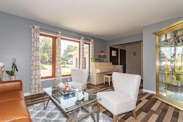 33091 Lake Shore Boulevard, Eastlake, OH 44095