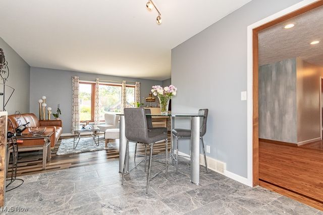 33091 Lake Shore Boulevard, Eastlake, OH 44095