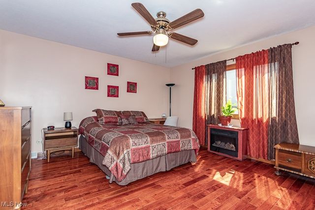 33091 Lake Shore Boulevard, Eastlake, OH 44095