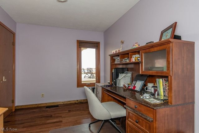 33091 Lake Shore Boulevard, Eastlake, OH 44095