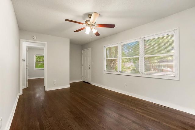 6402 E 149th Terrace, Grandview, MO 64030