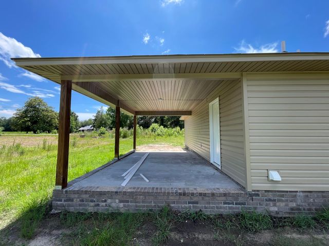 317 S Hampton Street, Pinewood, SC 29125