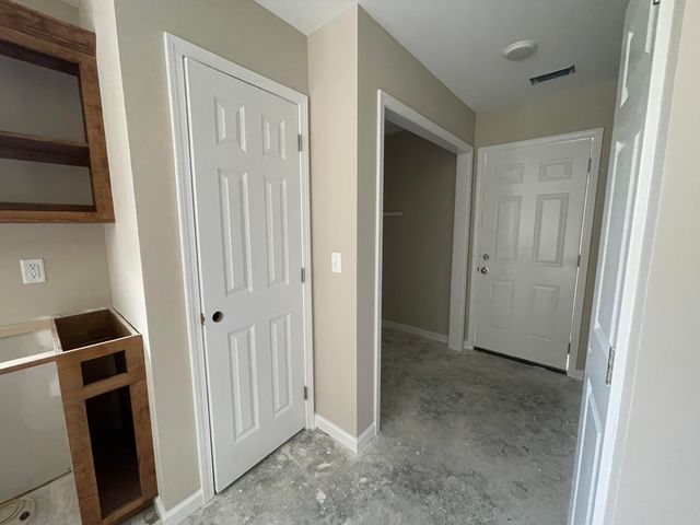 317 S Hampton Street, Pinewood, SC 29125