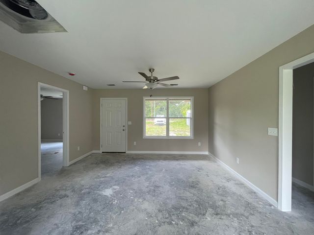 317 S Hampton Street, Pinewood, SC 29125