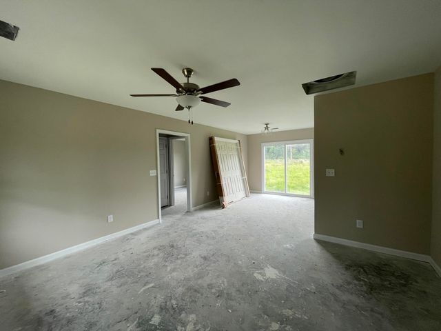 317 S Hampton Street, Pinewood, SC 29125
