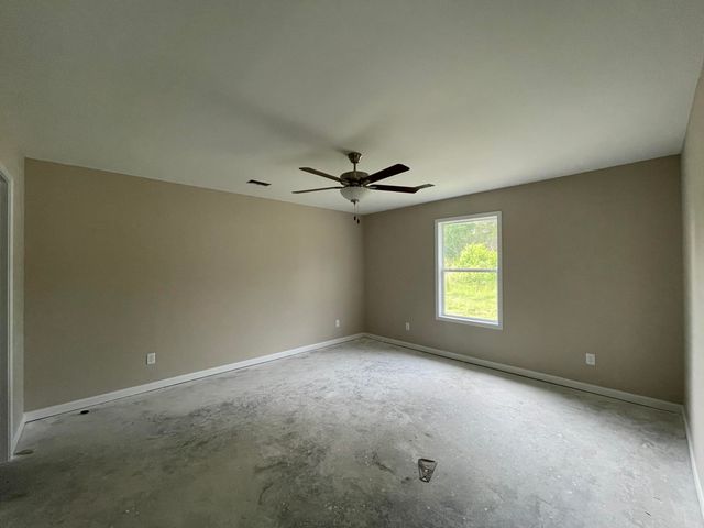 317 S Hampton Street, Pinewood, SC 29125