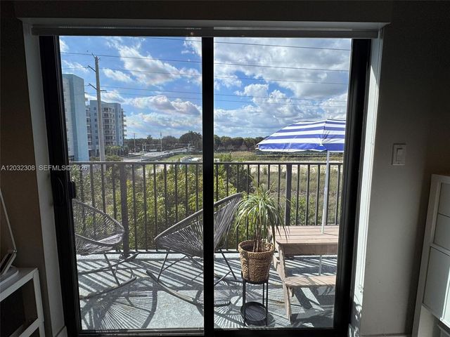 10455 NW 82nd St 32, Doral, FL 33178