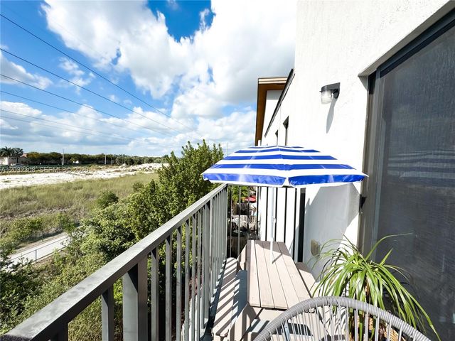 10455 NW 82nd St 32, Doral, FL 33178