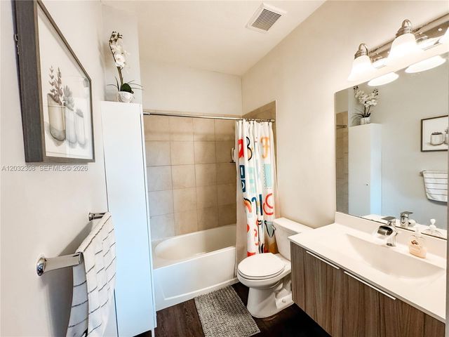 10455 NW 82nd St 32, Doral, FL 33178