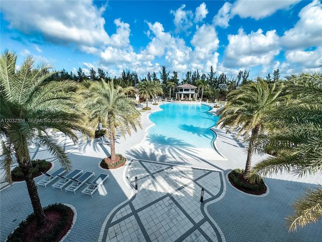 10455 NW 82nd St 32, Doral, FL 33178