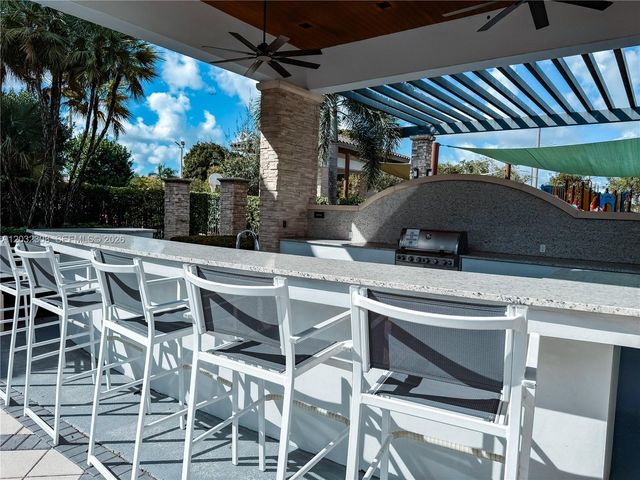 10455 NW 82nd St 32, Doral, FL 33178