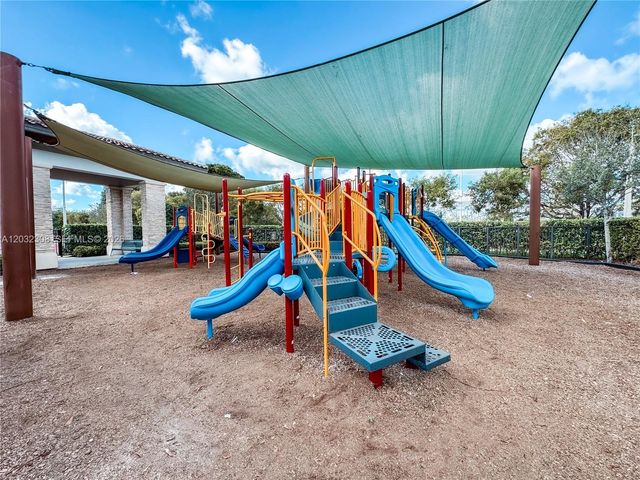 10455 NW 82nd St 32, Doral, FL 33178