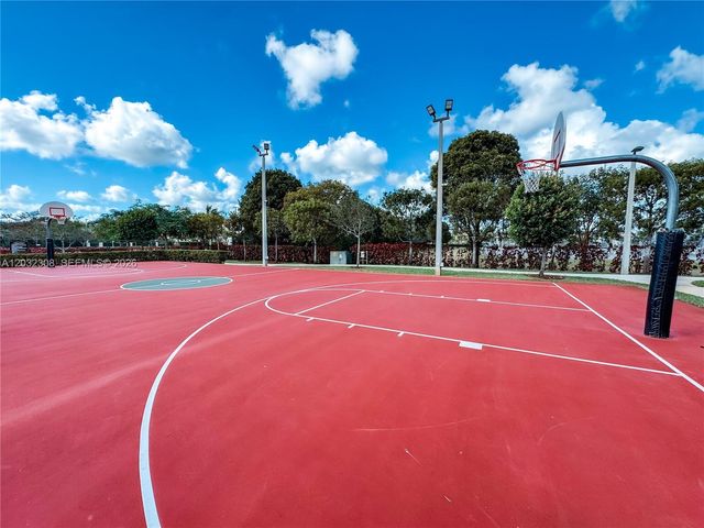 10455 NW 82nd St 32, Doral, FL 33178
