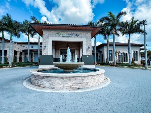 10455 NW 82nd St 32, Doral, FL 33178