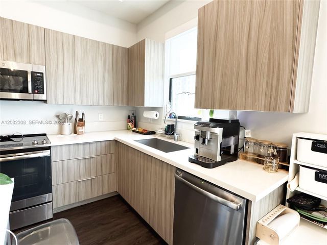 10455 NW 82nd St 32, Doral, FL 33178
