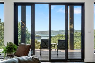 229 Cobblestone Lane, Eureka Springs, AR 72631