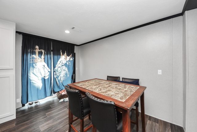 828 Road 5607, Cleveland, TX 77327