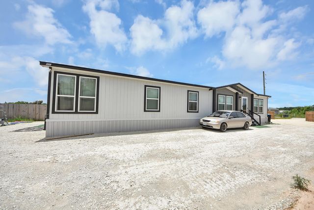 828 Road 5607, Cleveland, TX 77327