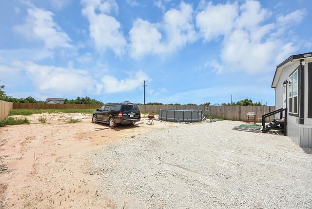 828 Road 5607, Cleveland, TX 77327