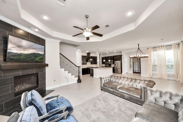 8926 Leaning Hollow Lane, Spring, TX 77379