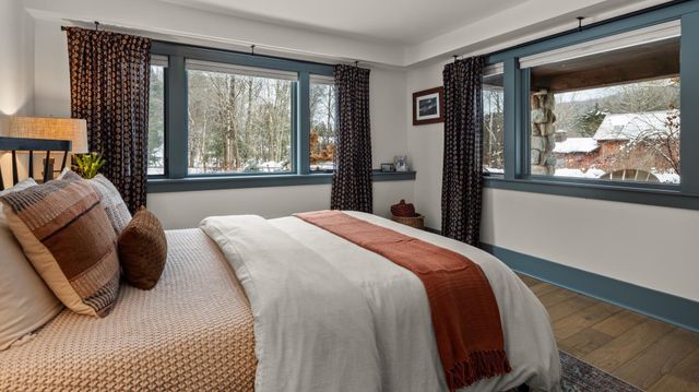 56 Turner Mill Lane, Stowe, VT 05672