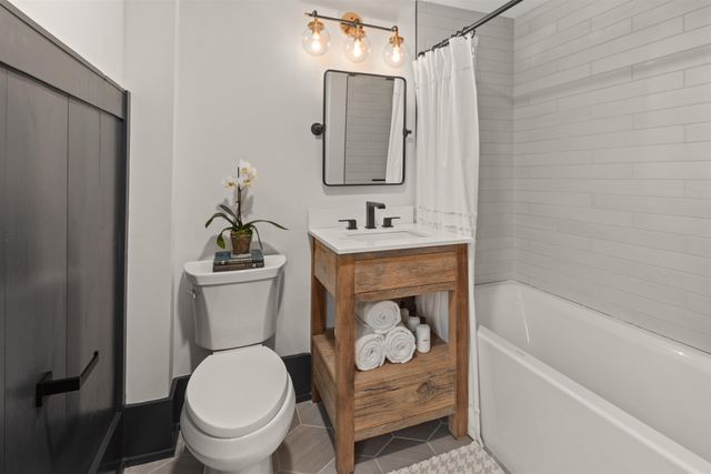 56 Turner Mill Lane, Stowe, VT 05672