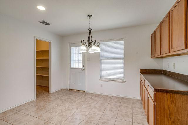 800 Grant Street, Burleson, TX 76028