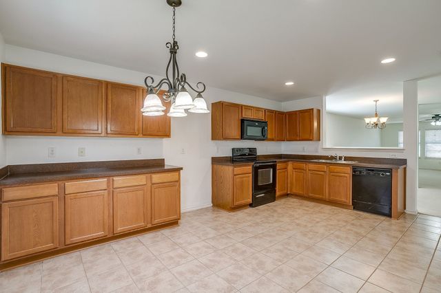 800 Grant Street, Burleson, TX 76028