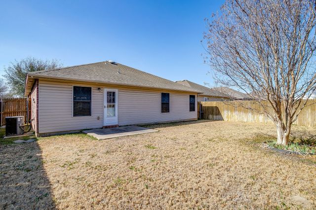 800 Grant Street, Burleson, TX 76028