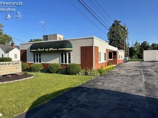 1801 Croghan Street, Fremont, OH 43420