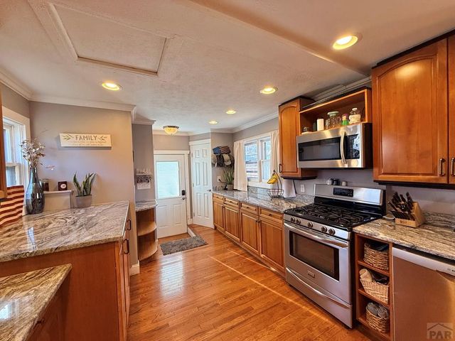 317 E Abriendo Ave, Pueblo, CO 81004