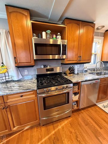 317 E Abriendo Ave, Pueblo, CO 81004