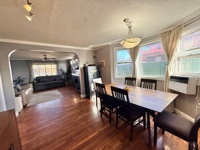 317 E Abriendo Ave, Pueblo, CO 81004