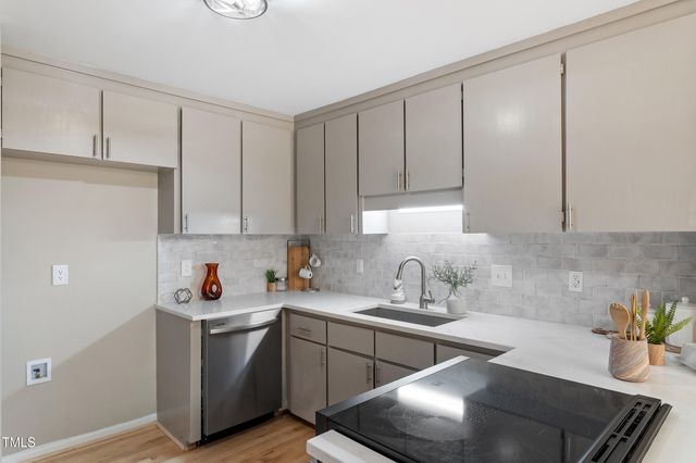 58 Stoneridge Road, Durham, NC 27705