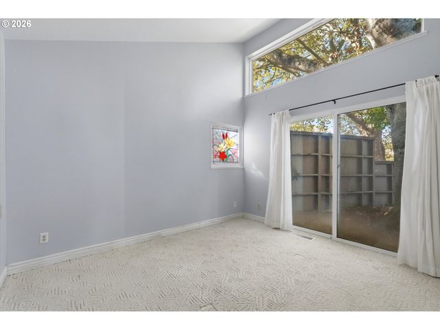 17815 Nw LAKEWAY Ct, Beaverton, OR 97006