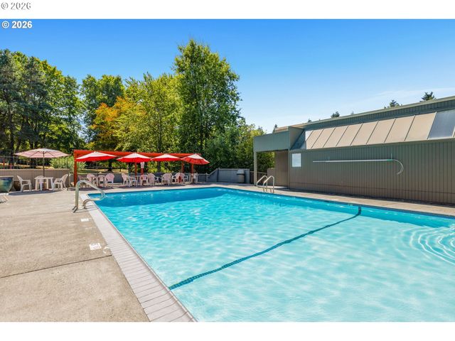 17815 Nw LAKEWAY Ct, Beaverton, OR 97006