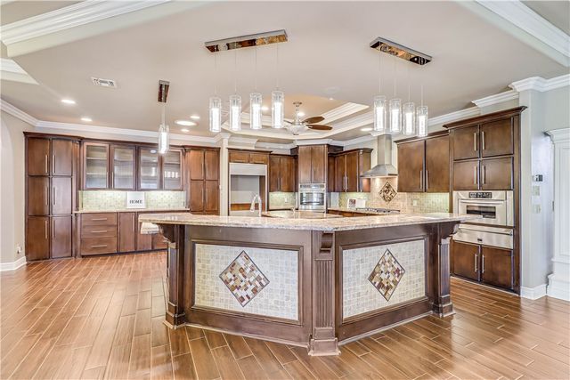 113 Bay Ct, Aransas Pass, TX 78336