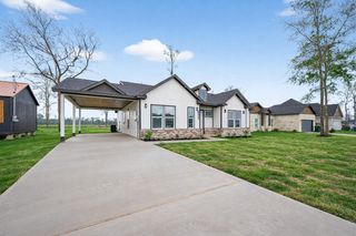 1105 Peter Pine Street, Huffman, TX 77336