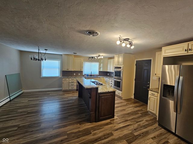 1611 Charles Street, Anderson, IN 46013