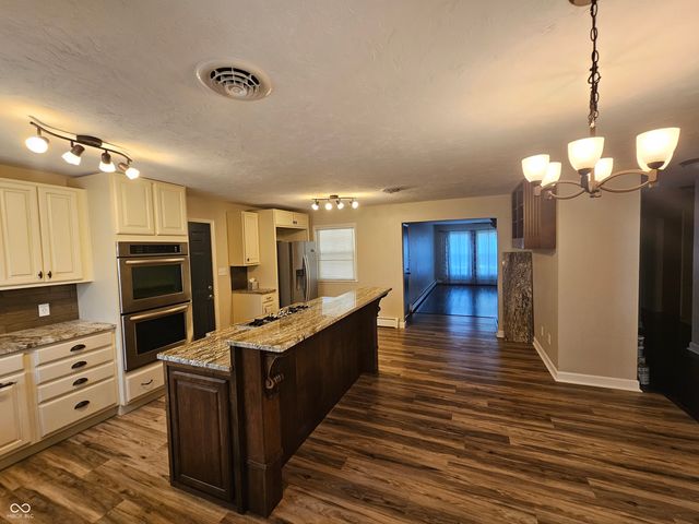 1611 Charles Street, Anderson, IN 46013