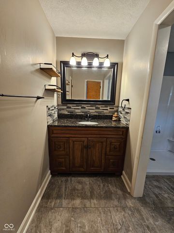 1611 Charles Street, Anderson, IN 46013