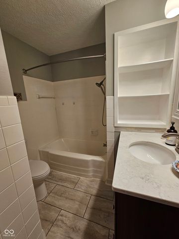 1611 Charles Street, Anderson, IN 46013