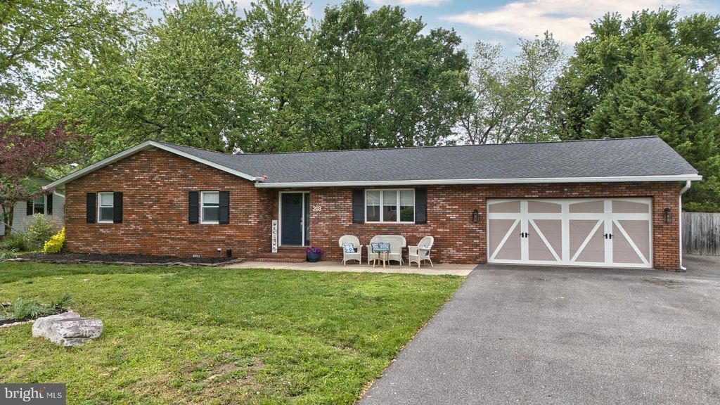 203 ANCHOR LN, Chester, MD 21619