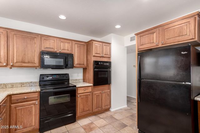 8817 N 17TH Drive, Phoenix, AZ 85021