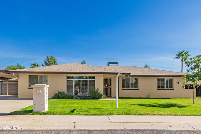 8817 N 17TH Drive, Phoenix, AZ 85021